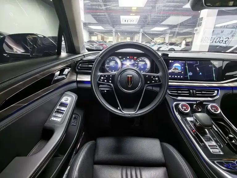 Hongqi H9 2.0 T Connected Flagship Enjoyment