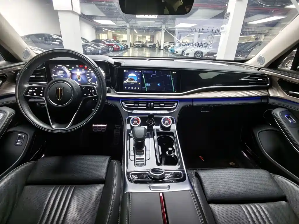 Hongqi H9 2.0 T Connected Flagship Enjoyment