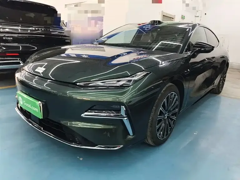 Geely Galaxy Xingyao 8 130 km EM-P Starship