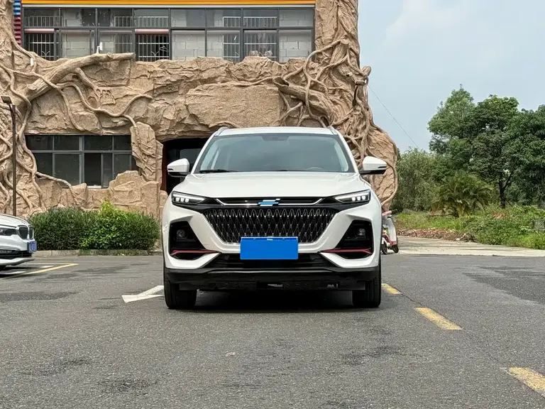 Changan Oshan X7 PLUS 1.5 T Blue Whale Auto Geeker Navigator