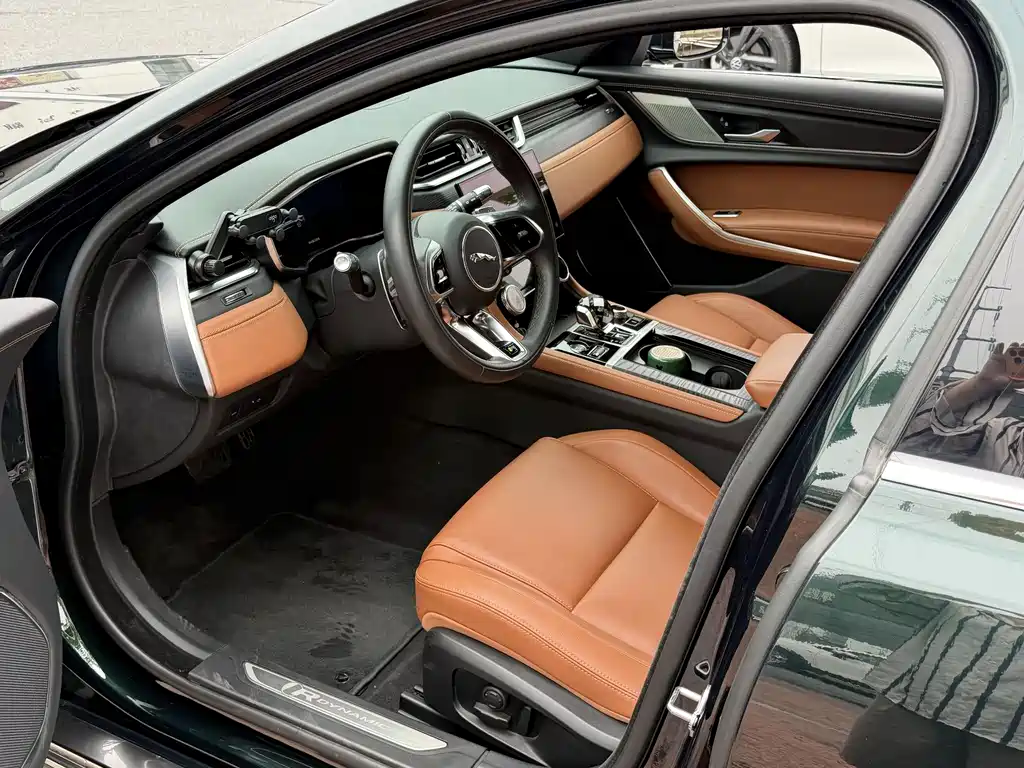 Jaguar XFL XFL 2.0 T P250 2 WD Elite Sport
