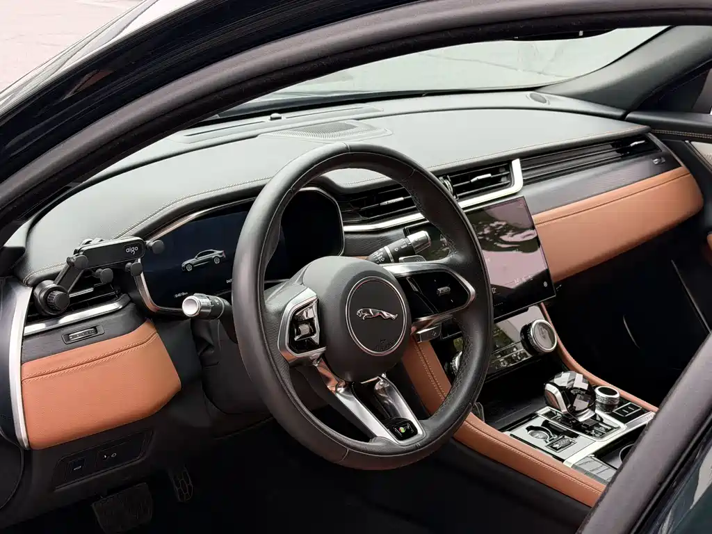 Jaguar XFL XFL 2.0 T P250 2 WD Elite Sport
