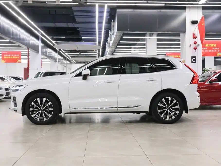 Volvo XC60 B5 4 WD Smart Vision Luxury