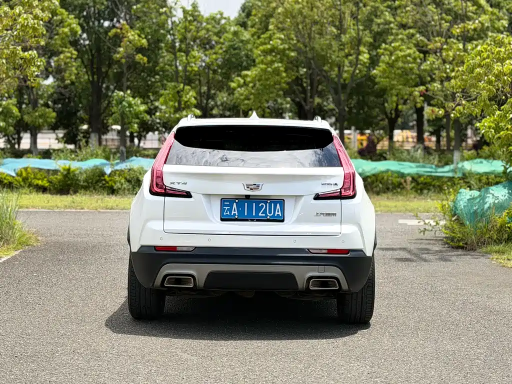 Cadillac XT4 28 T 2 WD Luxury