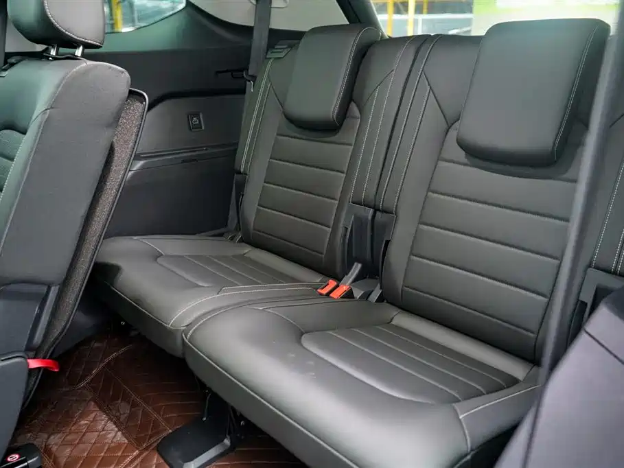 Talagon 380 TSI 4 WD Luxury Premium Realm Pro 6-seat