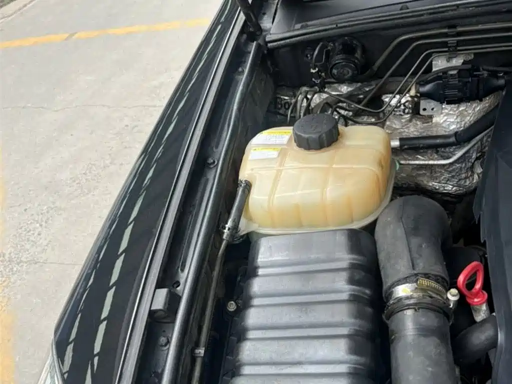 Rexton W 雷斯特W 2014款 2.7 T 四驱豪华导航版5座