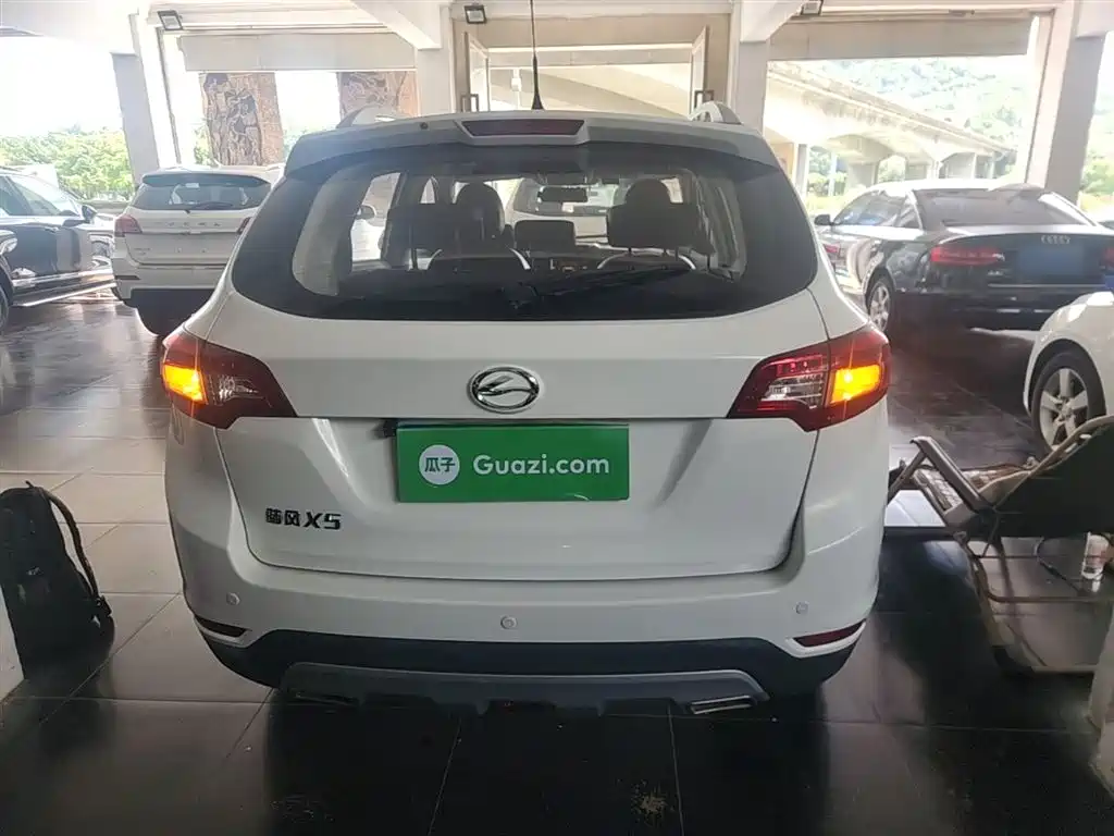 Landwind X5 陆风X5 2015款 1.5 T 手动创领版