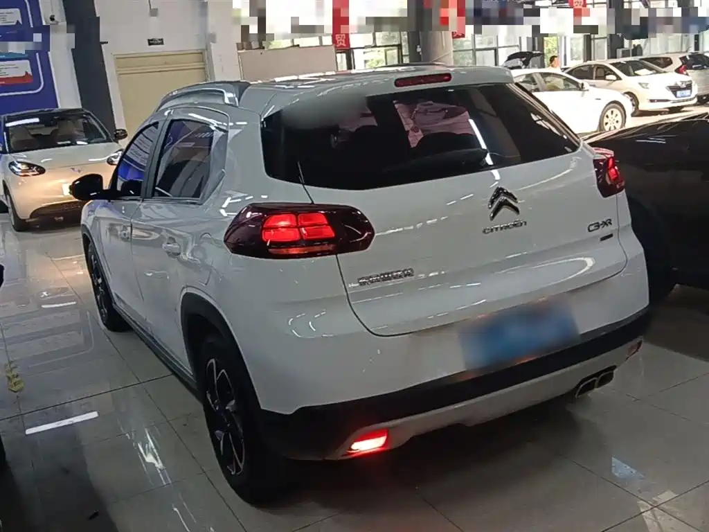Citroën C3-XR 230 THP DCT Cross Leading
