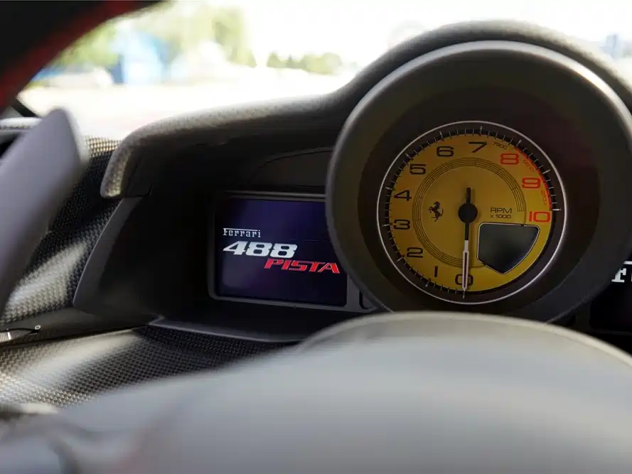 Ferrari 488 488 Pista