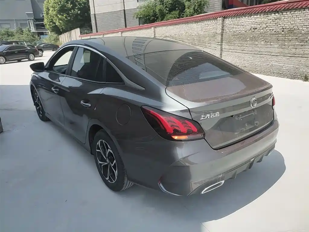 MG5 Facelift 180 DVVT CVT Youth Luxury