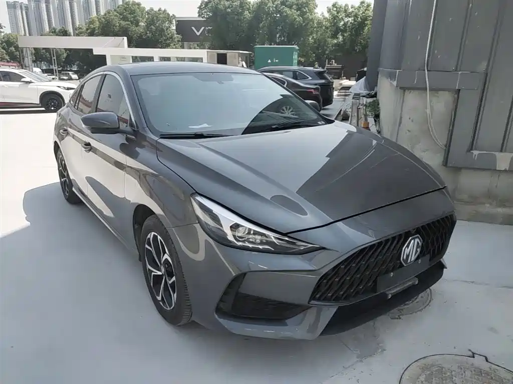 MG5 Facelift 180 DVVT CVT Youth Luxury