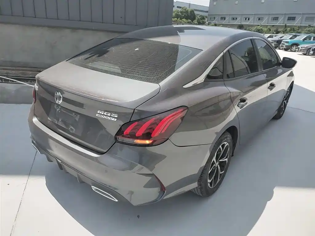 MG5 Facelift 180 DVVT CVT Youth Luxury
