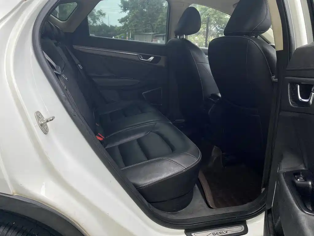 Emgrand GS Sport 1.3 T Auto Leading Style