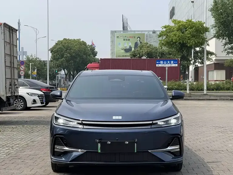 Geely Galaxy A7 银河A7 EM 2025款 EM-i 150 km 星舰版