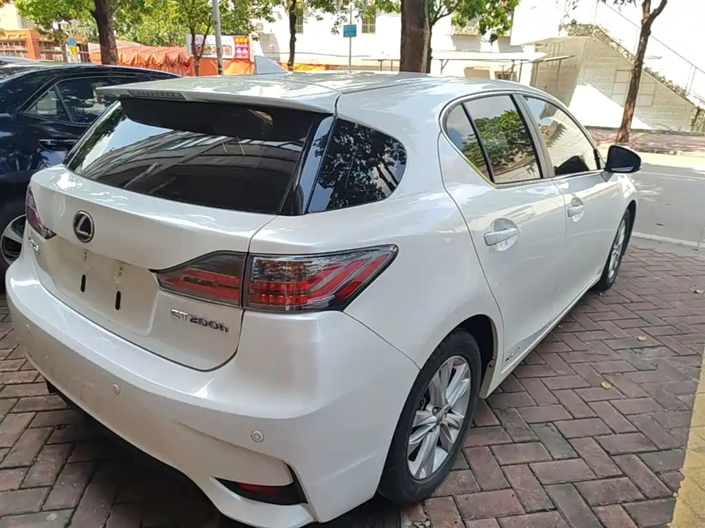 Lexus CT CT200 h Elite Mono