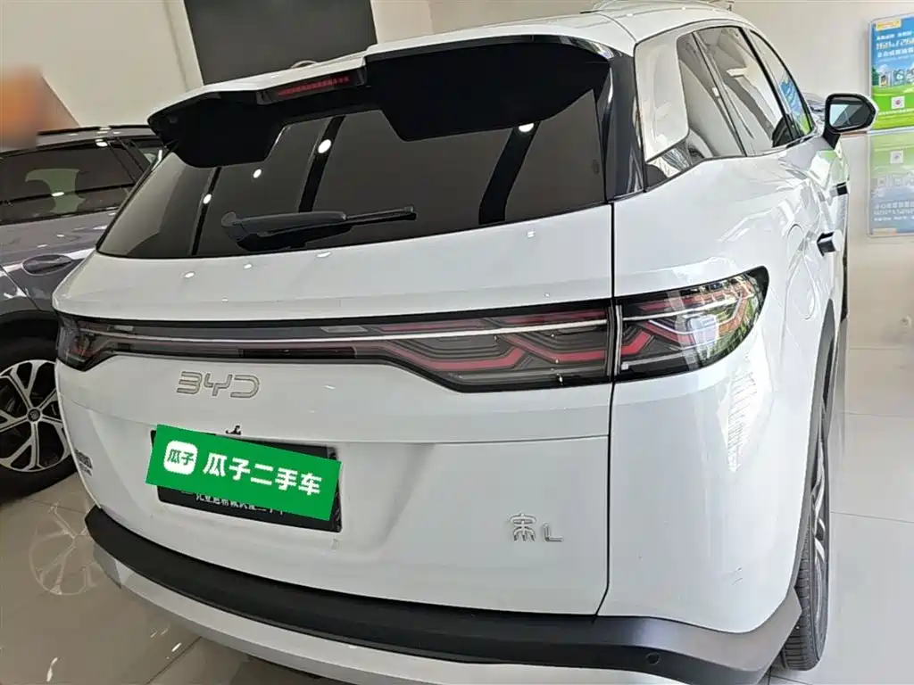 Song L DM-i 112 km Transcend