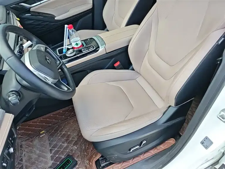 JAC 江淮QX PHEV 江淮QX PHEV 2023款 120 km 劲享版