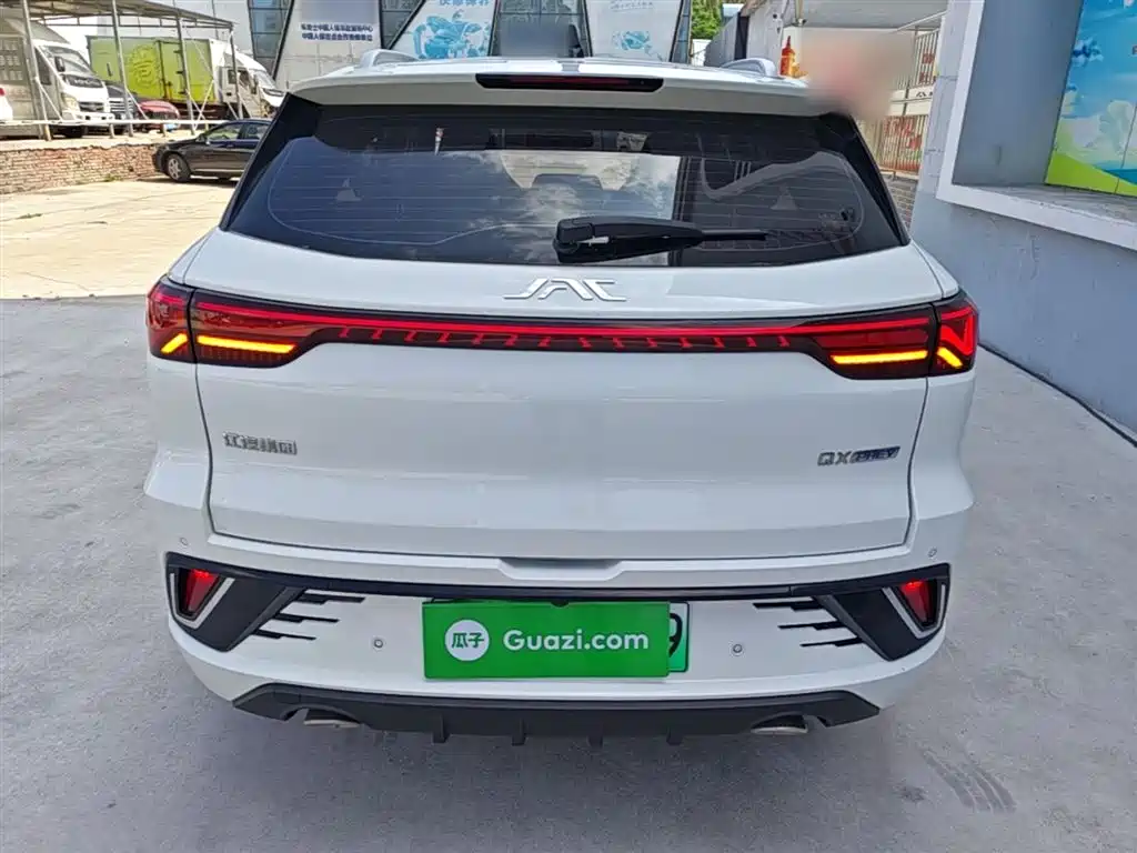 江淮QX PHEV 江淮QX PHEV 2023款 120 km 劲享版