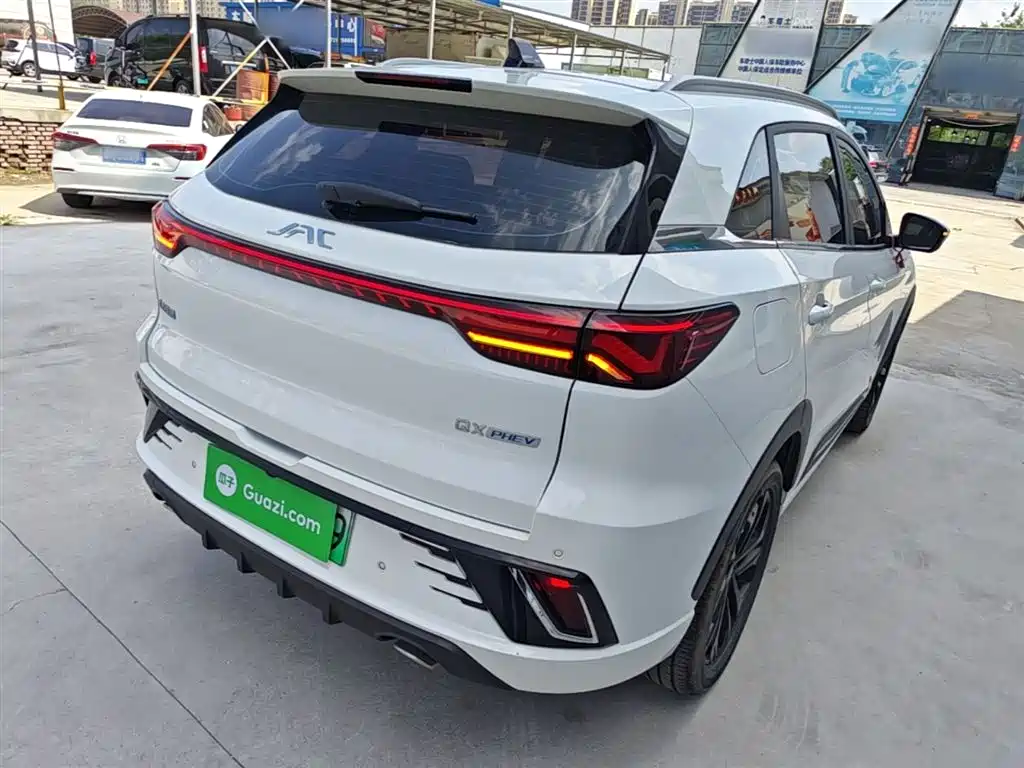 江淮QX PHEV 江淮QX PHEV 2023款 120 km 劲享版