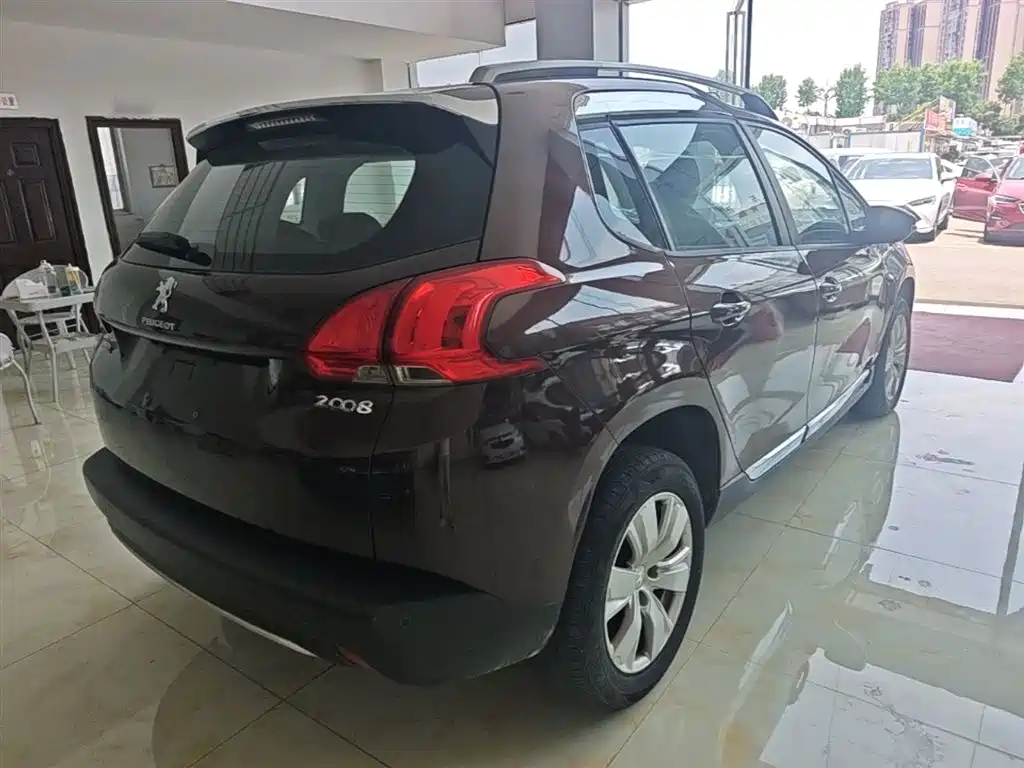Peugeot 2008 2014 1.6 L Auto Fashion