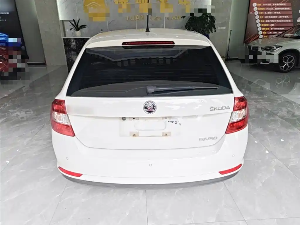 Rapid Spaceback 昕动 2014款 1.6 L 自动悦享版