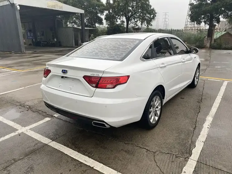 Geely Emgrand GL 1.3 T DCT Elite