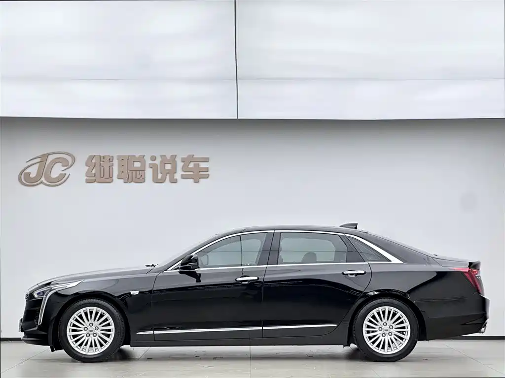 Cadillac CT6 28 T Luxury