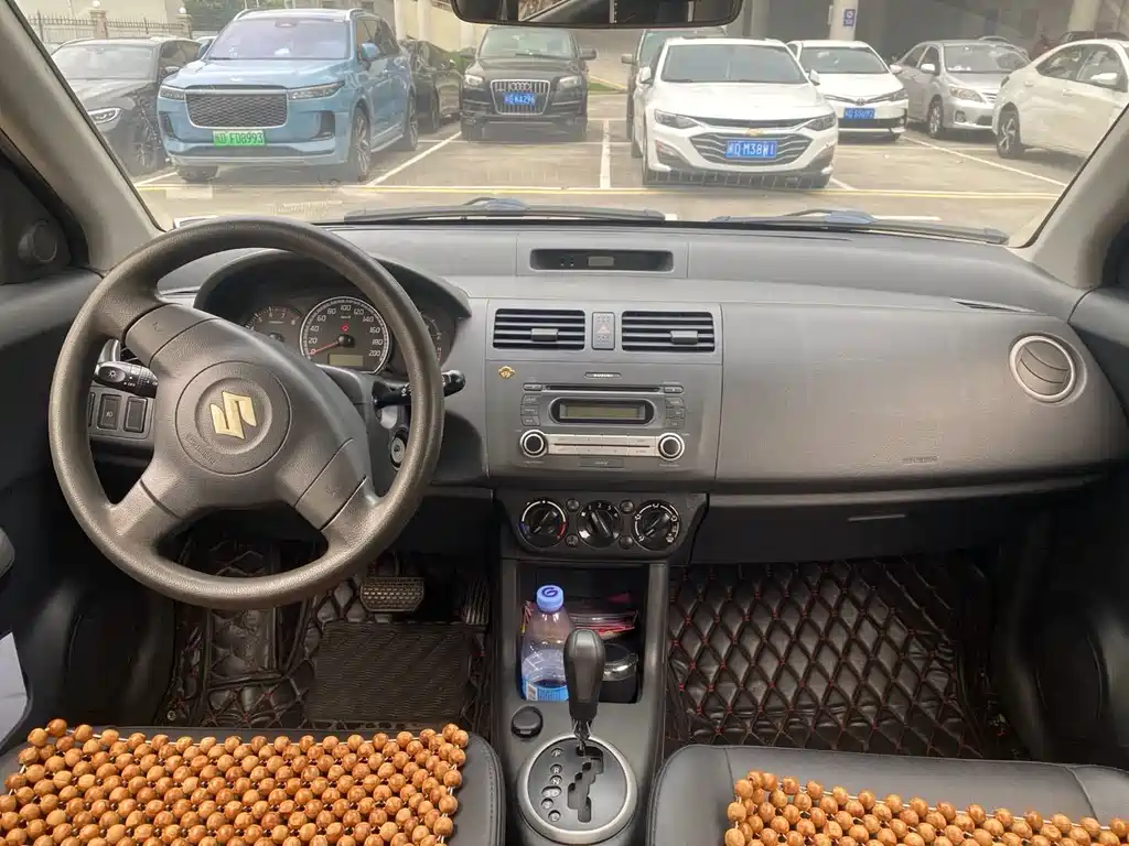Swift 1.5 L Auto Fashion