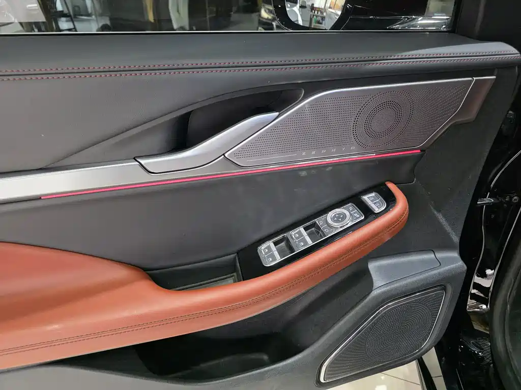 Lincoln Z 2.0 T Premium Style