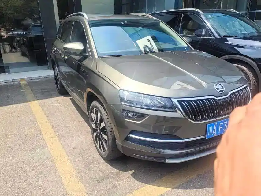 Karoq TSI280 Smart Travel Luxury CN-VI