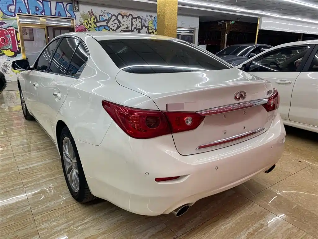 Infiniti Q50 L 2.0 T Joy