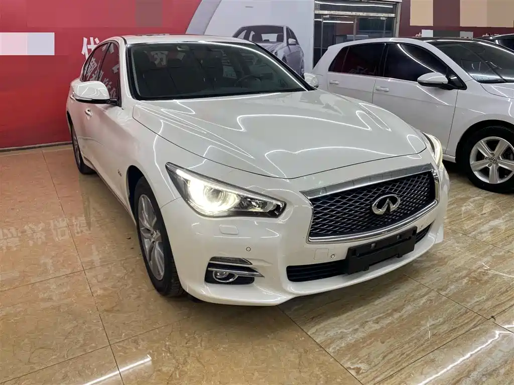 Infiniti Q50 L 2.0 T Joy