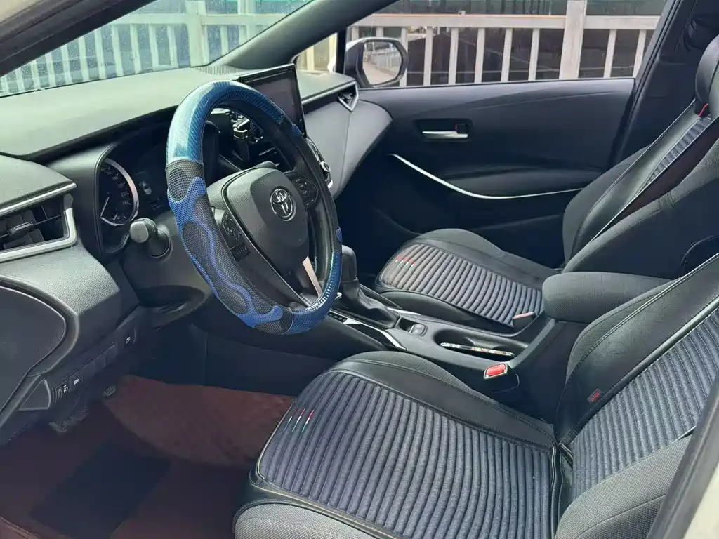 Levin Dual Engine 1.8 H E-CVT Sport