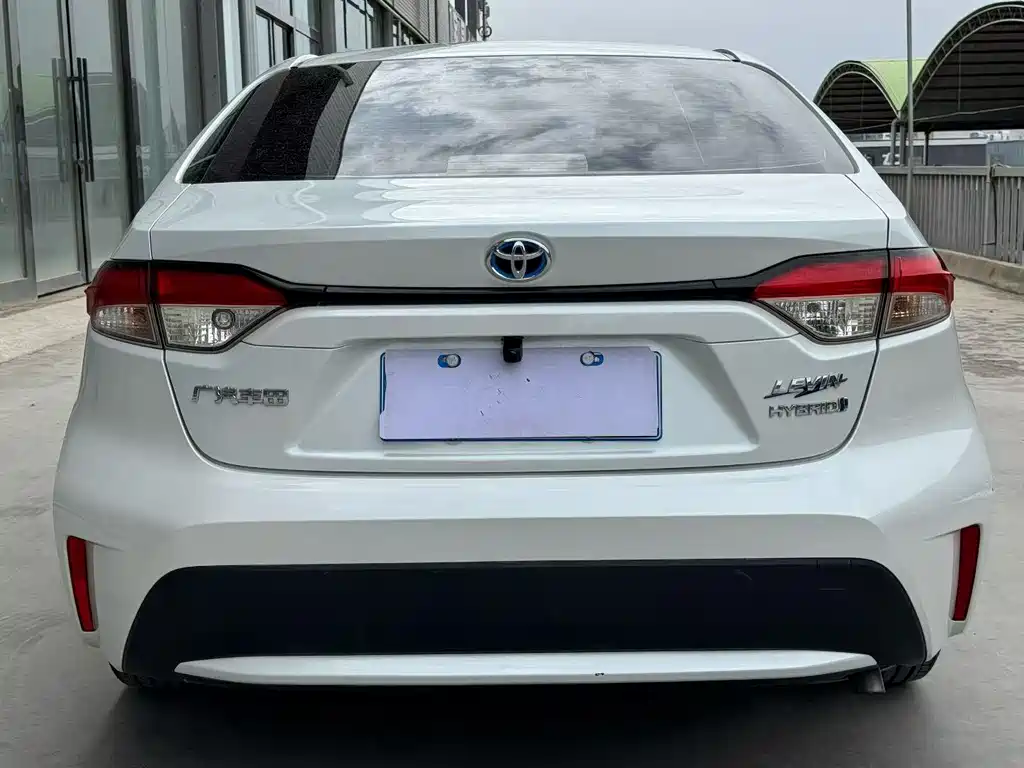Levin Dual Engine 1.8 H E-CVT Sport