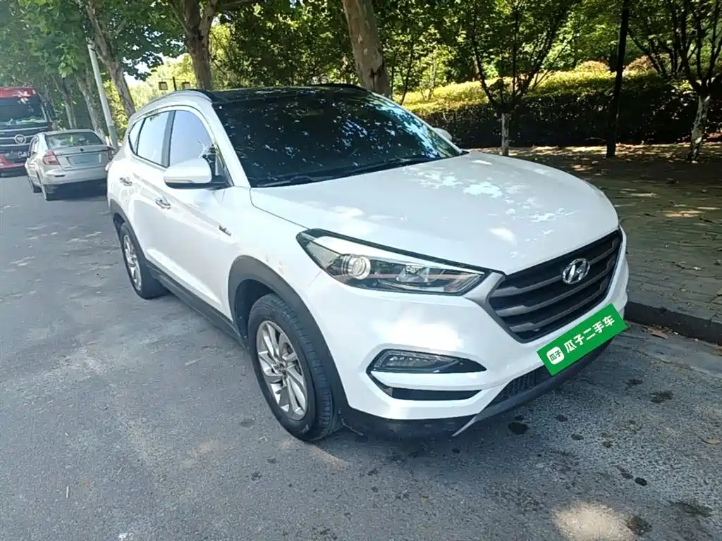 Tucson 1.6 T DCT 2 WD Intelligent