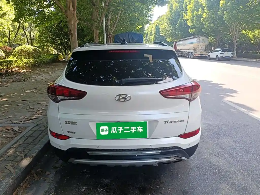 Tucson 1.6 T DCT 2 WD Intelligent