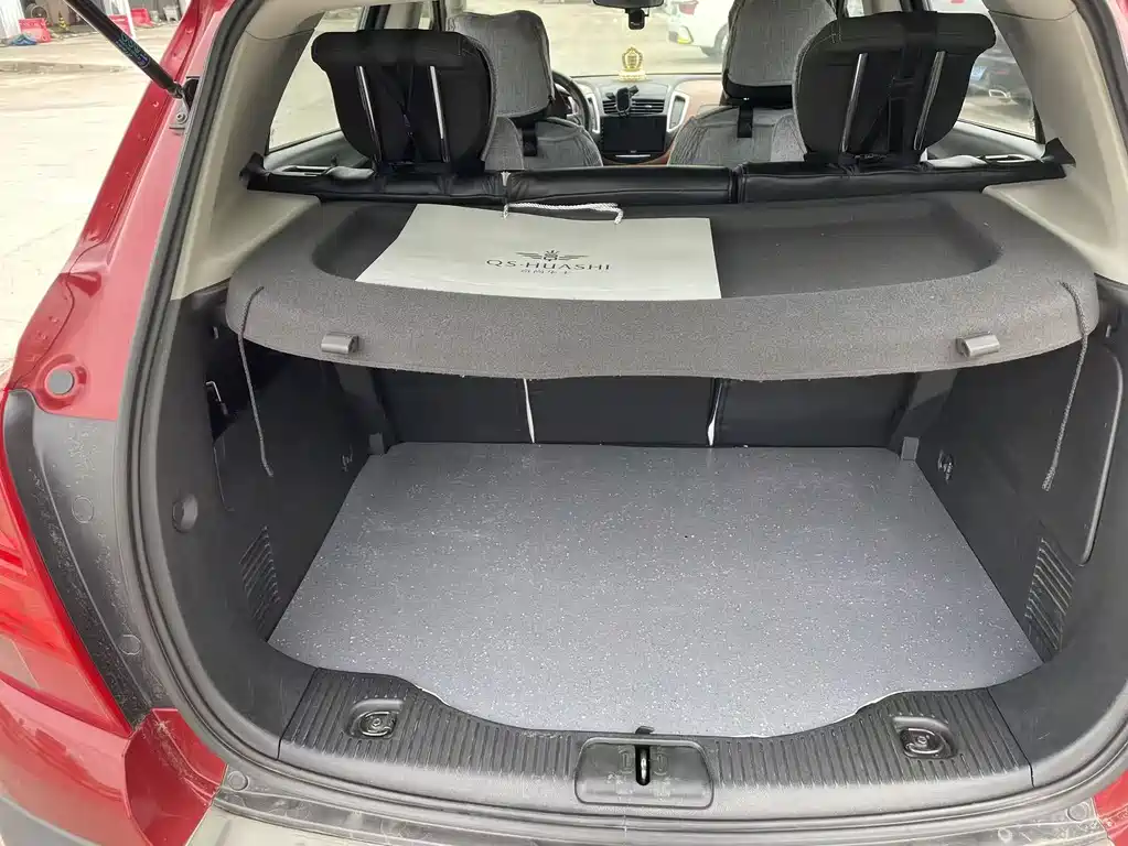 Tracker 1.4 T Manual 2 WD Comfort