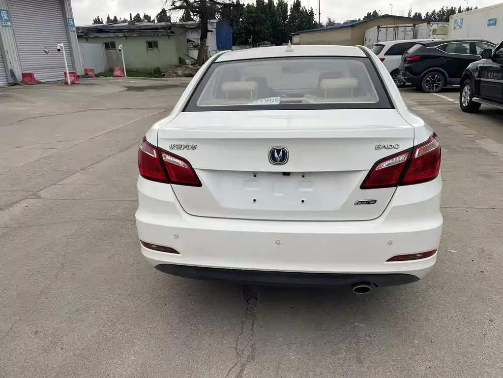 Eado 1.6 L Auto Luxury