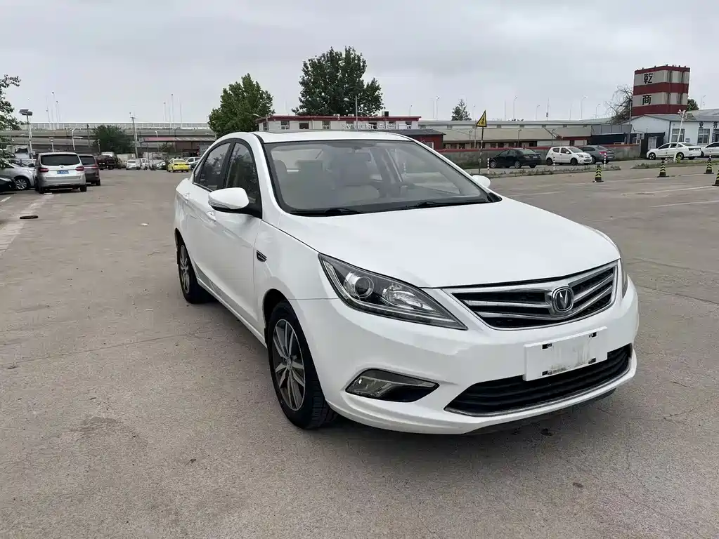 Eado 1.6 L Auto Luxury
