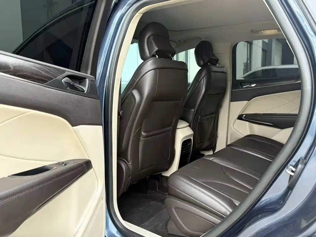 Lincoln MKC 2.0 T 2 WD Graceful