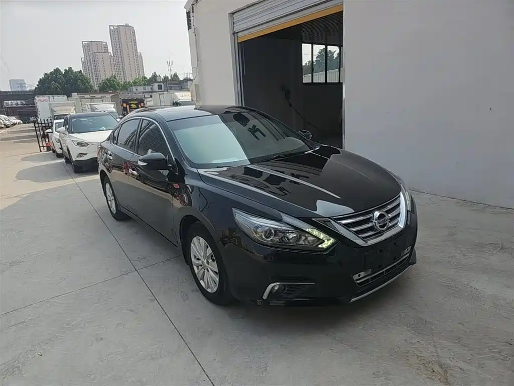 Teana Facelift 2.0 L XL Comfort