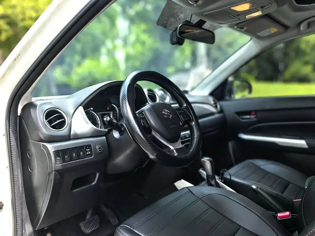 Vitara 1.4 T Auto 2 WD Luxury
