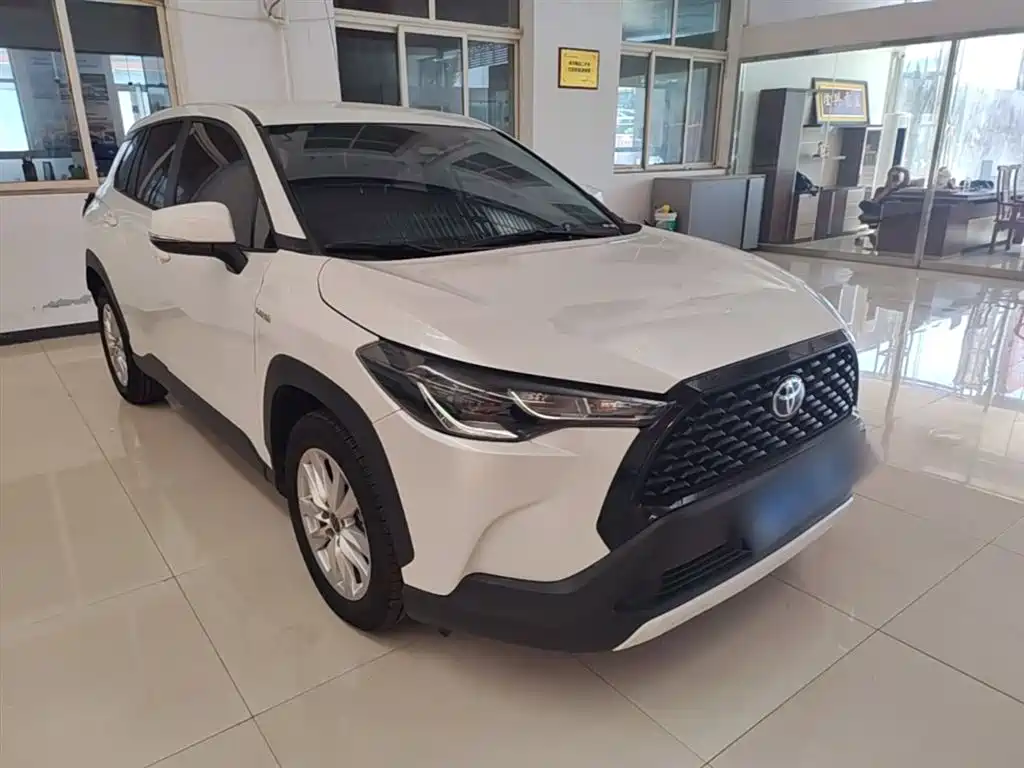 Corolla Cross Dual Engine 2.0 L Pioneer