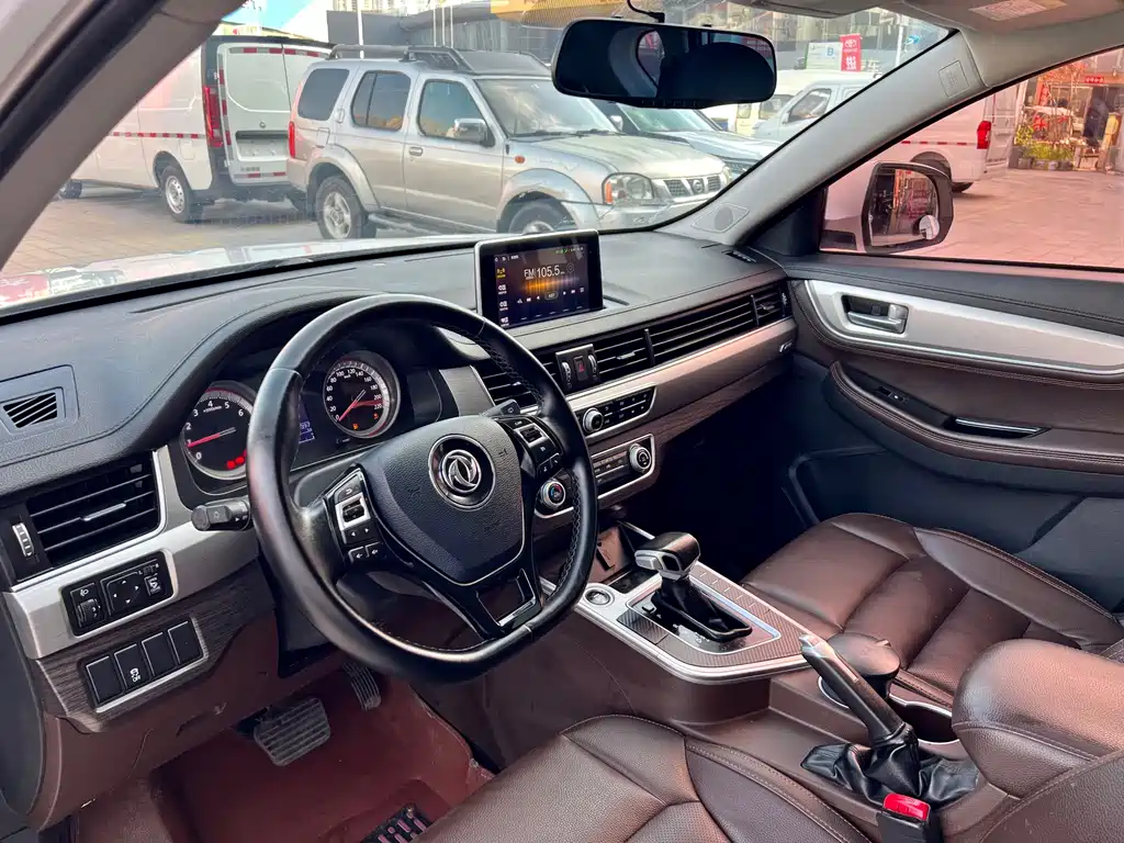 Joyear X5 1.6 L CVT Premium