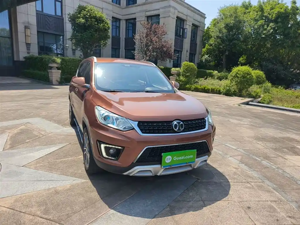 Senova X35 1.5 L Auto Luxury
