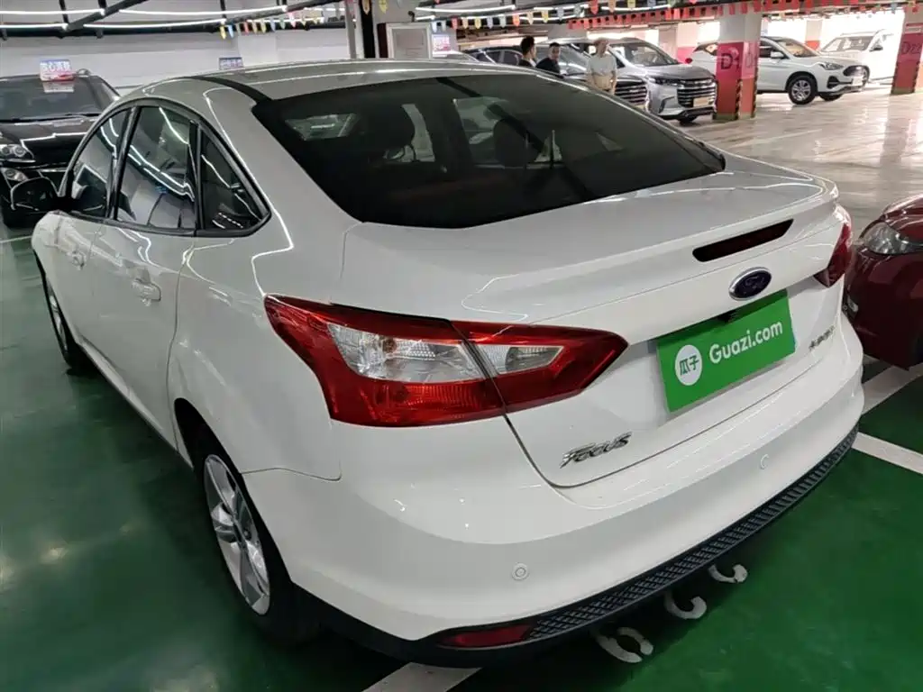 Focus Sedan 1.6 L Auto Style