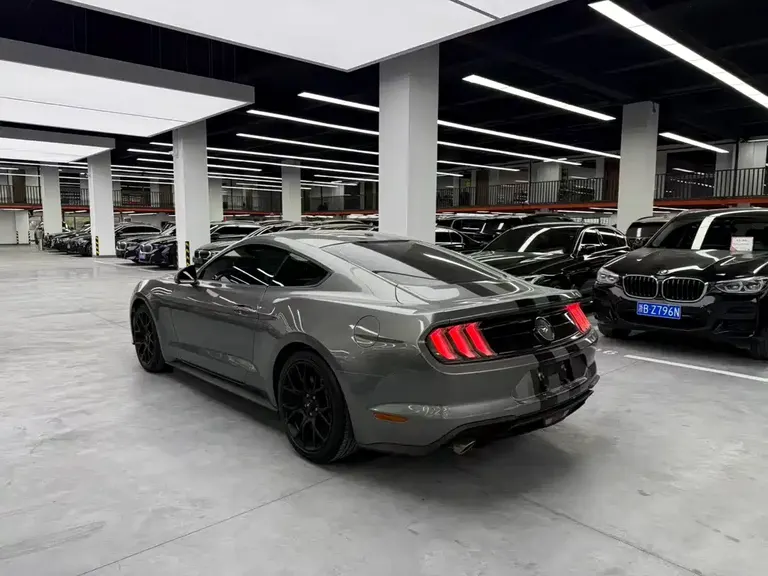 Ford Mustang 2.3 L EcoBoost
