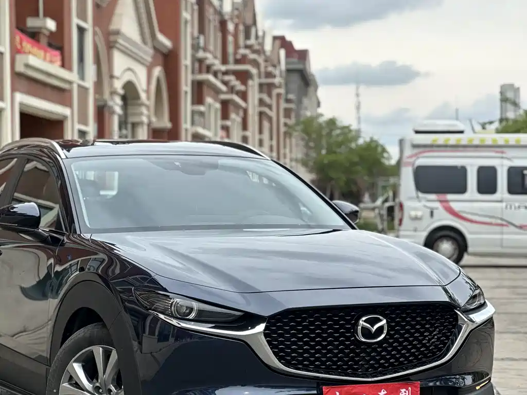 Mazda CX-30 2.0 L Auto Jiayue