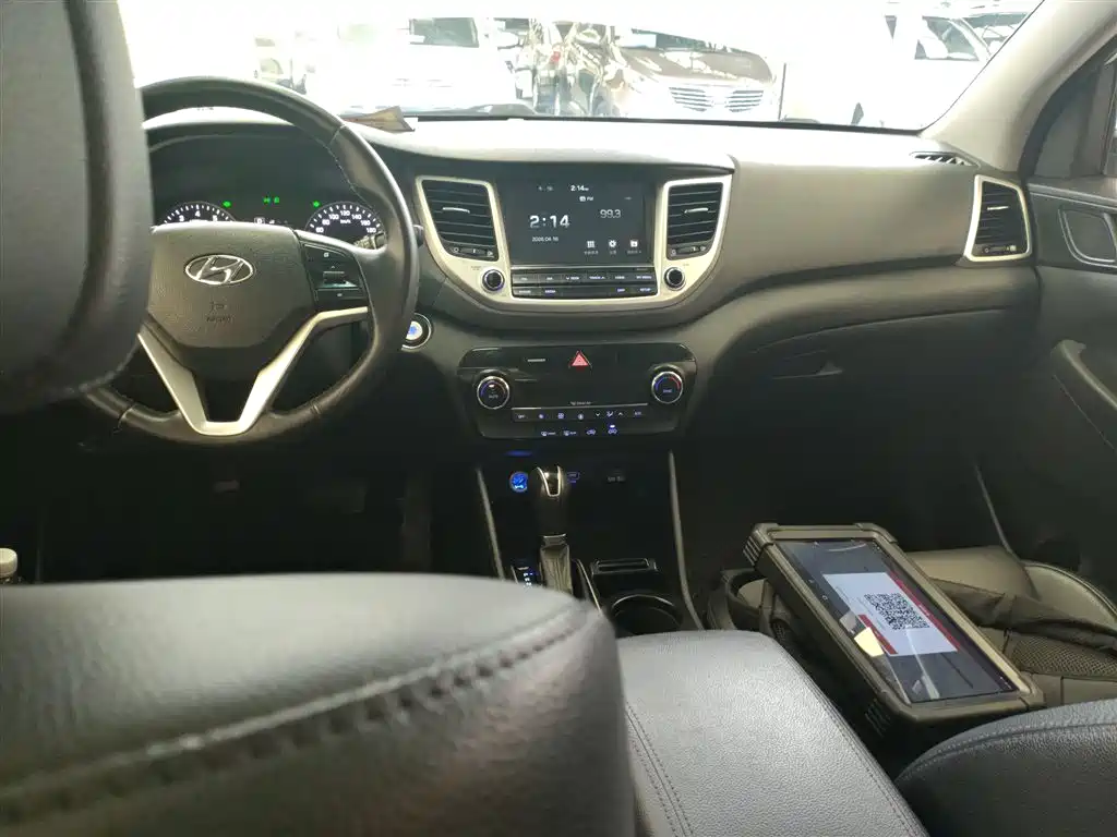 Tucson 1.6 T DCT 2 WD Intelligent