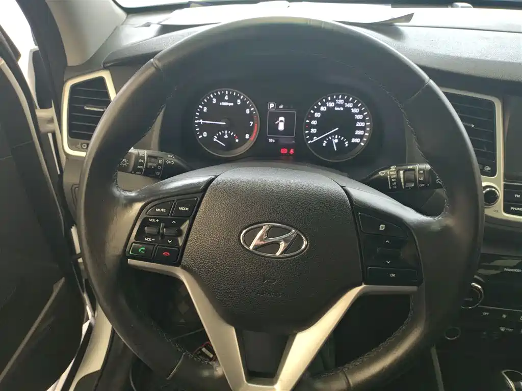 Tucson 1.6 T DCT 2 WD Intelligent